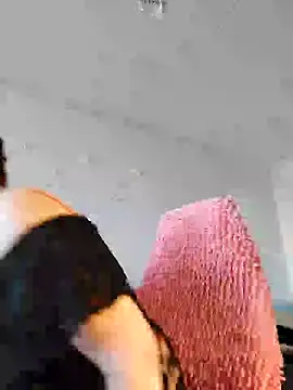 Snapshot of Fire_Night chatting on 01.02.25 Fire Night online show from 01.02.25