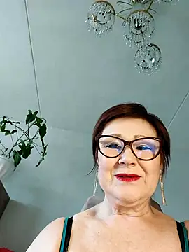 Snapshot of Fire_Night chatting on 09.09.25 Fire Night online show from 09.09.25