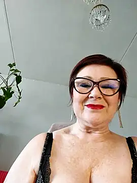 Snapshot of Fire_Night chatting on 09.14.25 Fire Night online show from 09.14.25