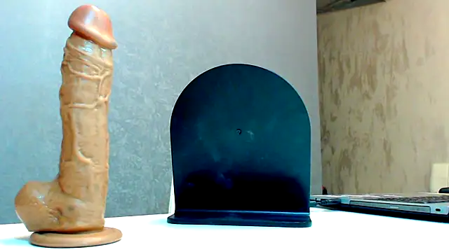 Snapshot of WorshipLilit chatting on 02.09.25 WorshipLilit online show from 02.09.25