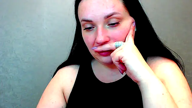 Snapshot of WorshipLilit chatting on 02.10.25 WorshipLilit online show from 02.10.25