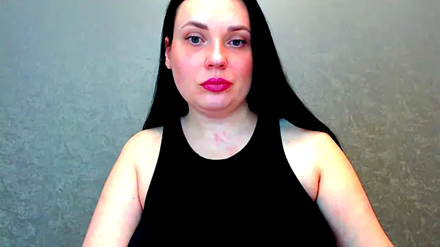 Snapshot of WorshipLilit chatting on 02.16.25 WorshipLilit online show from 02.16.25