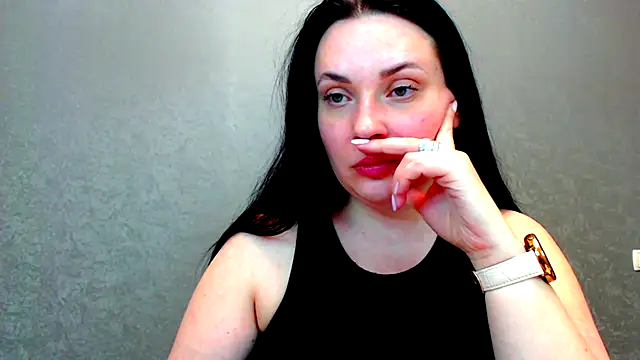 Snapshot of WorshipLilit chatting on 02.28.25 WorshipLilit online show from 02.28.25