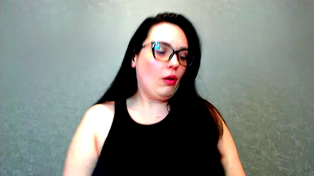 Snapshot of WorshipLilit chatting on 03.16.25 WorshipLilit online show from 03.16.25