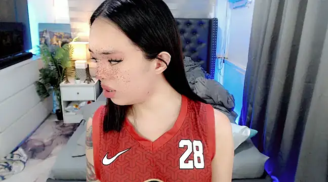 SweetCheska19 online show from 02.22.25