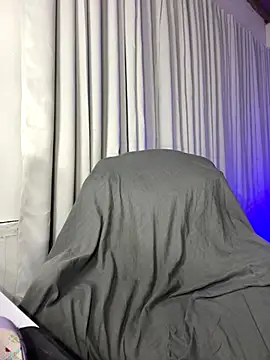 SweetCheska19 online show from 09.12.25