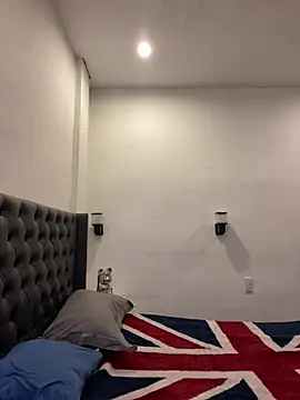 Snapshot of SweetCheska19 chatting on 04.06.26 SweetCheska19 online show from 04.06.26