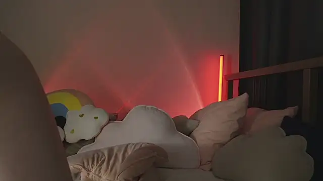 Snapshot of MiracleSandy chatting on 03.04.25 MiracleSandy online show from 03.04.25