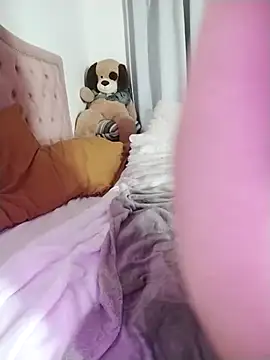 Snapshot of anaen4mmm chatting on 10.30.25 anaen4mmm online show from 10.30.25