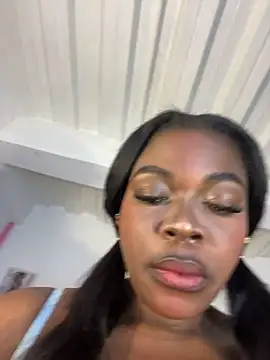 karinacortes online show from 05.26.26
