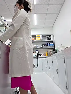 HinaLovely online show from 04.02.26