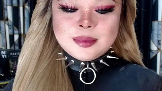 Mistress DOMnicaaxx online show from 11.07.25