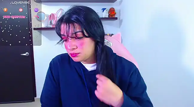 Snapshot of Vannessa__Shy chatting on 02.03.25 Vannessa Shy online show from 02.03.25