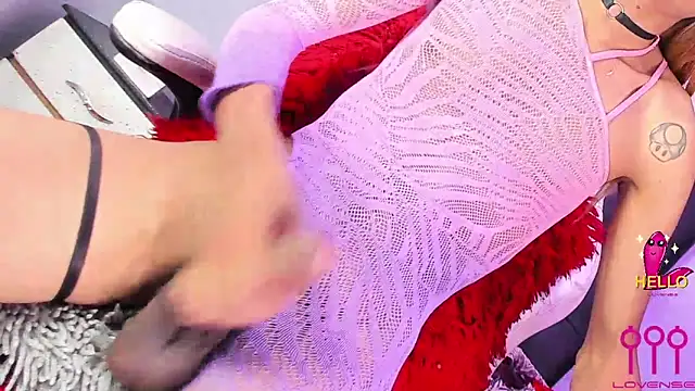 Snapshot of devorahorney chatting on 03.11.25 devorahorney online show from 03.11.25