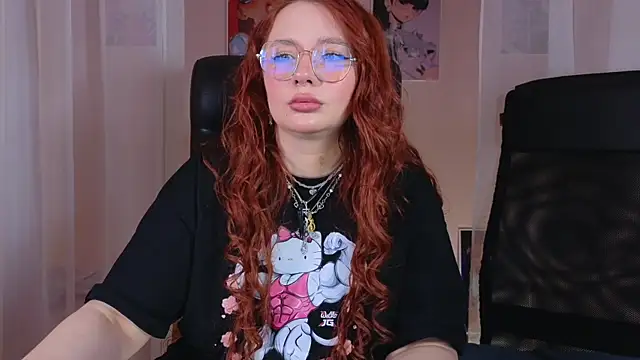 Snapshot of _AnnaStark_ chatting on 01.11.25 AnnaStark online show from 01.11.25