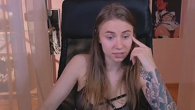 Snapshot of _AnnaStark_ chatting on 09.12.25 AnnaStark online show from 09.12.25