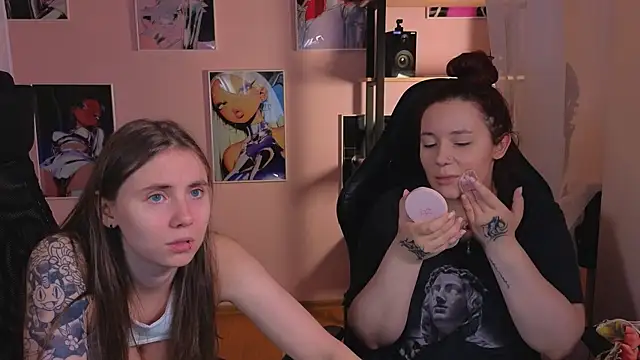 Snapshot of _AnnaStark_ chatting on 10.09.25 AnnaStark online show from 10.09.25