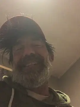 Snapshot of maxximere chatting on 12.13.24 maxximere online show from 12.13.24