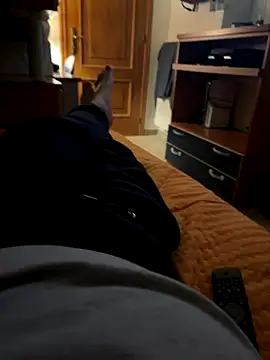 Snapshot of alex21017 chatting on 10.10.25 alex21017 online show from 10.10.25