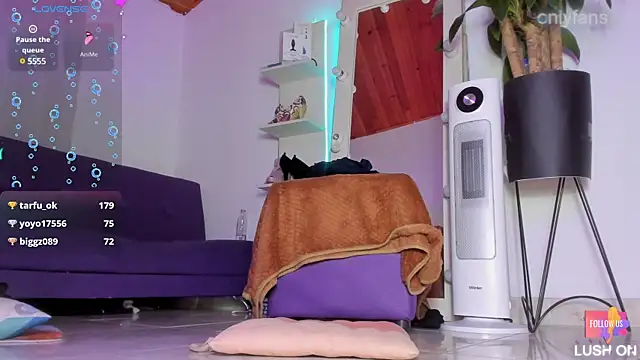 Snapshot of _asscutebig_ chatting on 02.07.25 asscutebig online show from 02.07.25