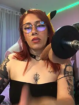 Luna Paris  online show from 12.01.24