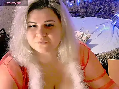 Snapshot of Sexyspicyass chatting on 12.27.24 Sexyspicyass online show from 12.27.24