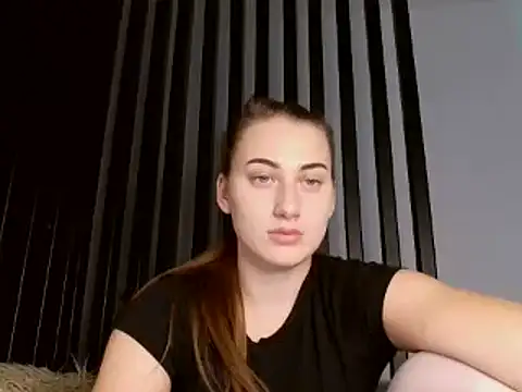 Snapshot of Natalia_Daysie chatting on 12.20.24 Natalia Daysie online show from 12.20.24