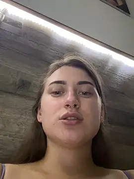 Snapshot of Natalia_Daysie chatting on 05.31.26 Natalia Daysie online show from 05.31.26
