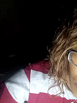 Snapshot of LunaRai chatting on 03.05.25 LunaRai online show from 03.05.25