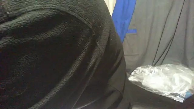 nonnomaturobisex online show from 03.06.26