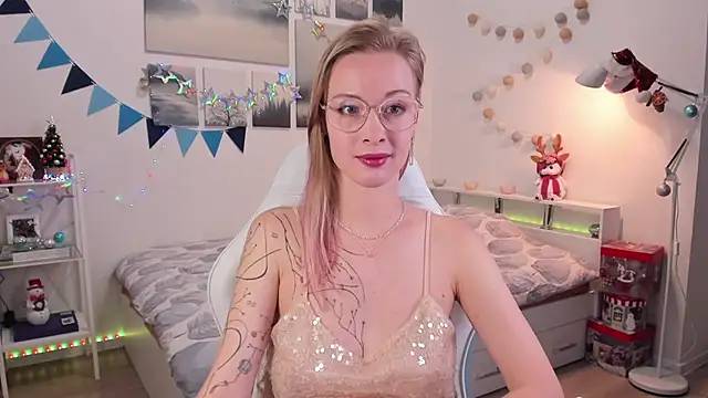 MissRightX online show from 12.24.24