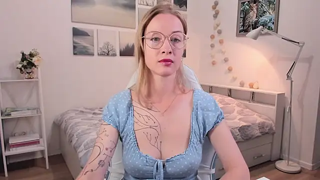 MissRightX online show from 09.26.25