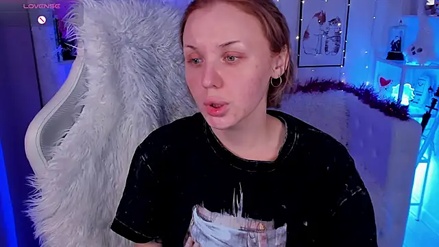 LianaFord online show from 12.14.25