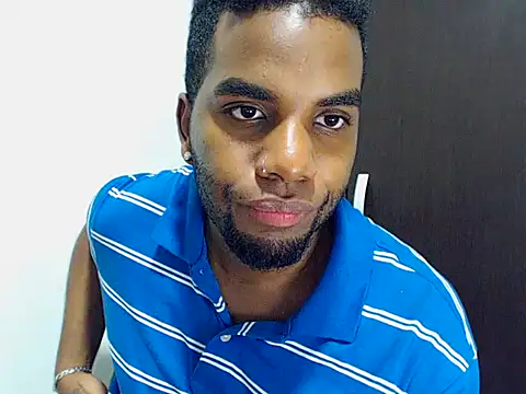 Snapshot of Rene_hotman chatting on 09.13.25 Rene hotman online show from 09.13.25