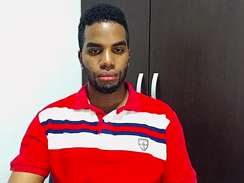 Snapshot of Rene_hotman chatting on 09.15.25 Rene hotman online show from 09.15.25