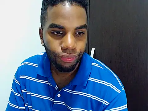 Snapshot of Rene_hotman chatting on 10.21.25 Rene hotman online show from 10.21.25