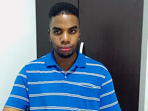 Snapshot of Rene_hotman chatting on 11.03.25 Rene hotman online show from 11.03.25