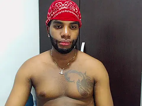 Snapshot of Rene_hotman chatting on 11.26.25 Rene hotman online show from 11.26.25