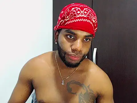 Snapshot of Rene_hotman chatting on 11.29.25 Rene hotman online show from 11.29.25