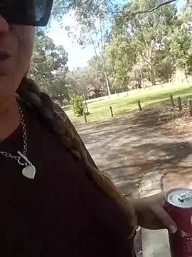 Snapshot of BubblegumCj chatting on 02.15.26 BubblegumCj online show from 02.15.26