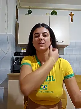 Snapshot of NathalieDream chatting on 10.24.25 NathalieDream online show from 10.24.25