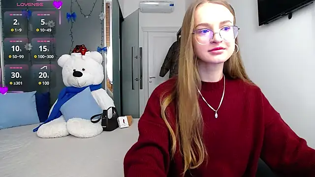 Snapshot of KateJonson chatting on 12.30.24 KateJonson online show from 12.30.24