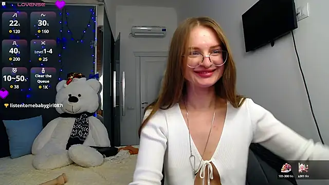 Snapshot of KateJonson chatting on 02.10.25 KateJonson online show from 02.10.25