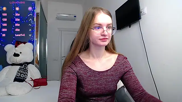 Snapshot of KateJonson chatting on 02.21.25 KateJonson online show from 02.21.25