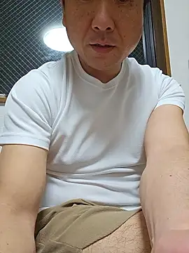 Snapshot of munyunu chatting on 04.21.26 munyunu online show from 04.21.26