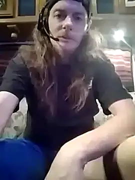 Snapshot of truckerlove69 chatting on 02.19.25 truckerlove69 online show from 02.19.25