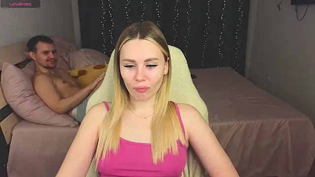 Snapshot of Alenca_hot_sex chatting on 12.20.24 Alenca hot sex online show from 12.20.24