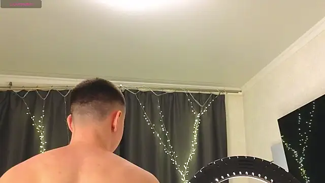 Snapshot of Alenca_hot_sex chatting on 02.22.25 Alenca hot sex online show from 02.22.25