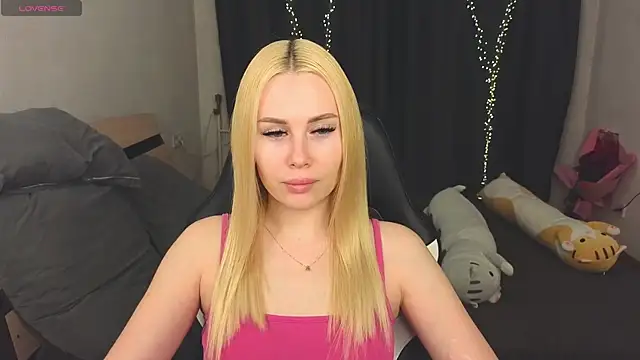 Snapshot of Alenca_hot_sex chatting on 03.01.25 Alenca hot sex online show from 03.01.25