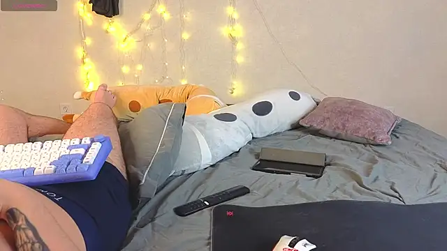 Snapshot of Alenca_hot_sex chatting on 11.15.25 Alenca hot sex online show from 11.15.25